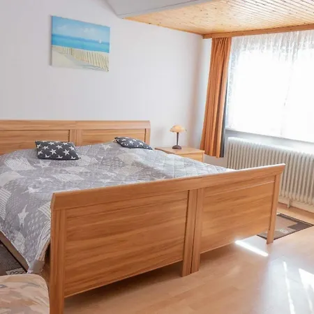 Semesterbostad Ferienhaus Mowenblick