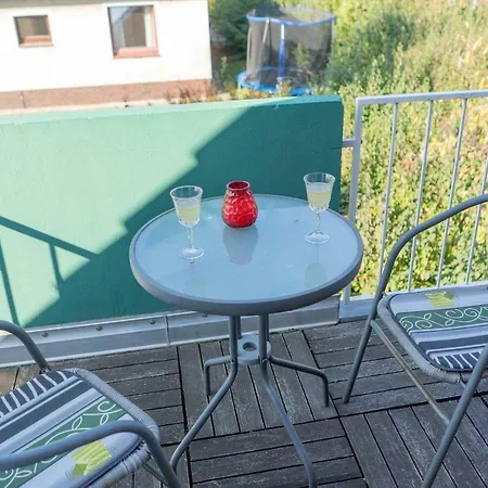 Semesterbostad Ferienhaus Mowenblick *