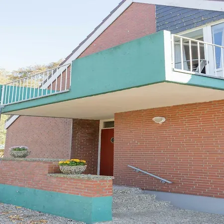 Semesterbostad Ferienhaus Mowenblick *